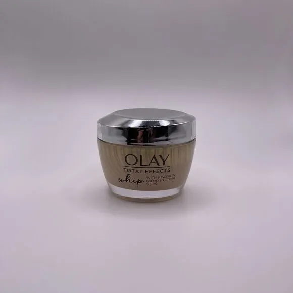 Olay Total Effects SPF Sunscreen Whip Face Moisturizer - Picture 2 of 10
